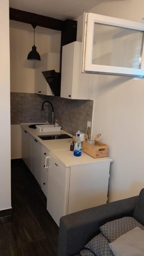 Apartmani Aneri Vir Exterior photo